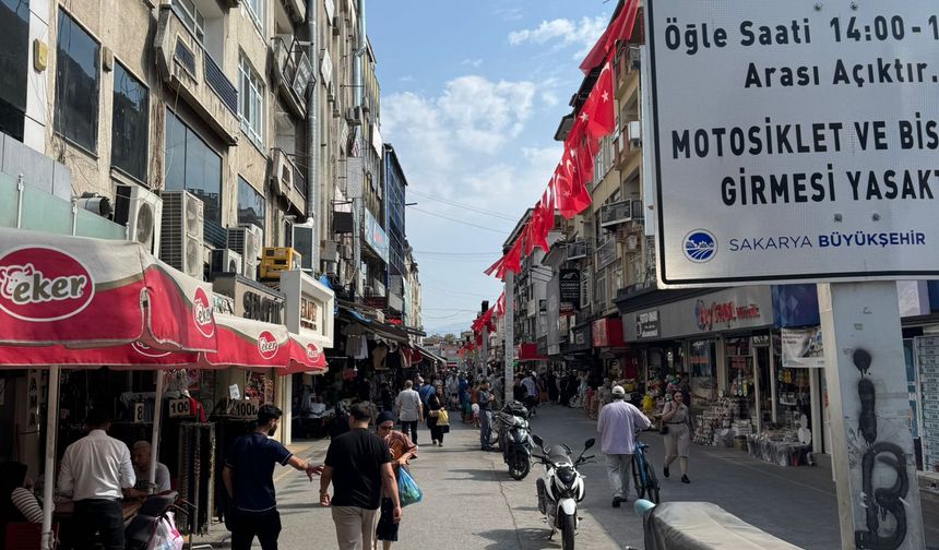 Sakarya Şehir Merkezinde Gezilecek Yerler: Çark Caddesi ve Tarihi Uzun Çarşı