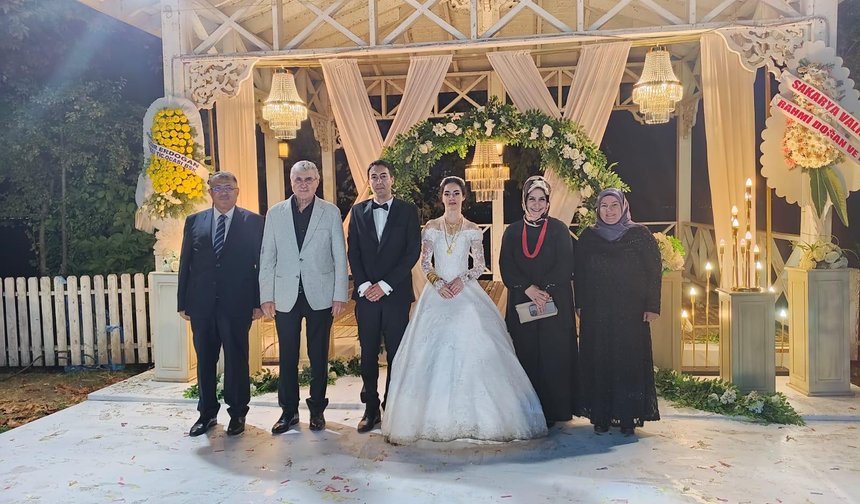 Yılmaz ile Topsakal Ailesi'nin mutlu günü