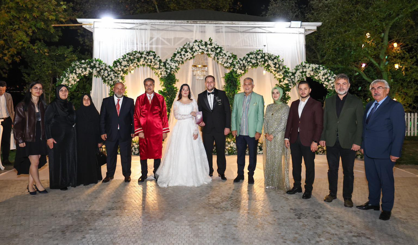 Meryem ve Taha Can çifti dünya evine girdi