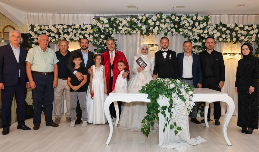 Tuana ve Semih çifti dünya evine girdi