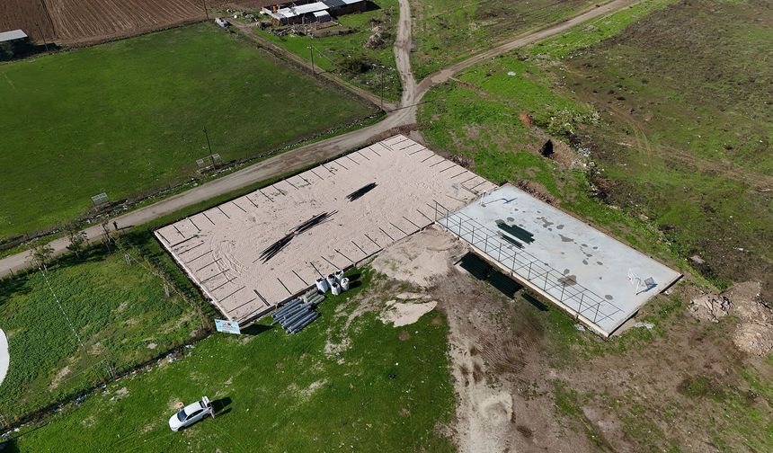 Geyve’de Eşme ve Bayat’a spor kompleksi