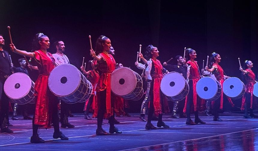 Anadolu Ateşi Dans Topluluğu Bursa’da Büyüledi