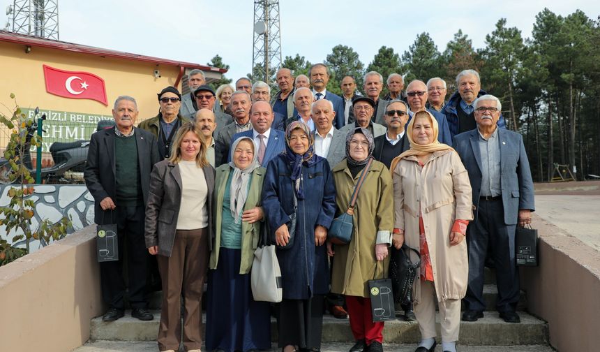 Başkan Mehmet Ata, Emekli Öğretmenlerle Kahvaltı Programında Buluştu