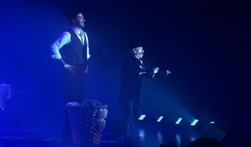 Bursa'da '7 Kocalı Hürmüz' müzikali sahnelendi