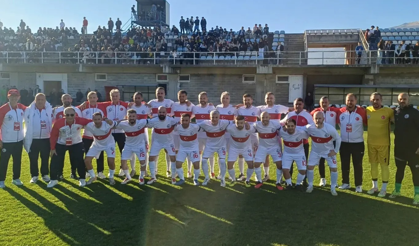 Hendekli isimler galibiyete damga vurdu