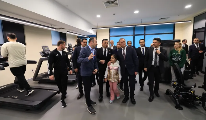 İstanbul Büyükşehir'den yeni gençlik adımı.... Yurt binası artık gençlik üssü