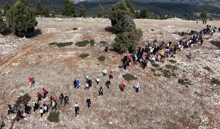 Mersin'de tarihi kilikya yolu yürüyüşüne yoğun ilgi