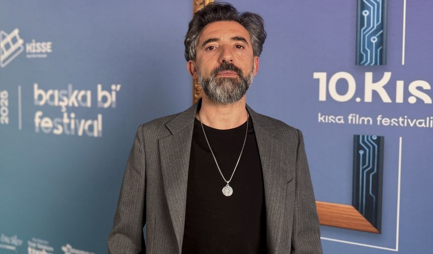 Oyuncu Mert Turak: 'Tiyatronun gücünü çok önemsiyorum'