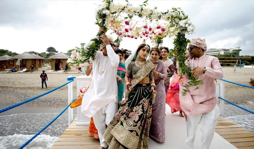 Hint Düğünleri Türkiye’de Lüks Turizmin Zirvesine Taşıyor