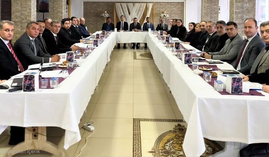 Gelibolu'da İlçe Milli Eğitim Müdürlüğü Eğitim Kurumu Müdürleri Kurulu Toplantısı yapıldı