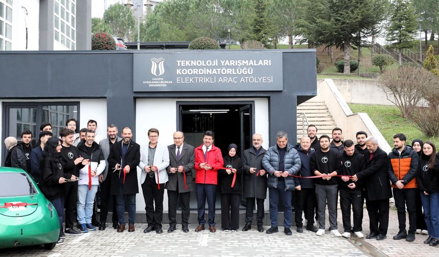 SUBÜ Elektrikli Araç Atölyesi törenle açıldı