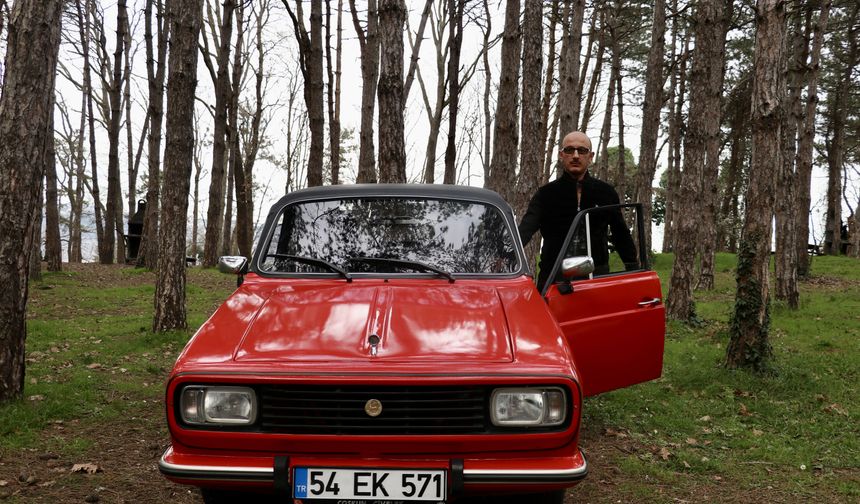 Babasının 13 yıl önce sattığı Anadol'u satın alıp maziyi canlandırdı