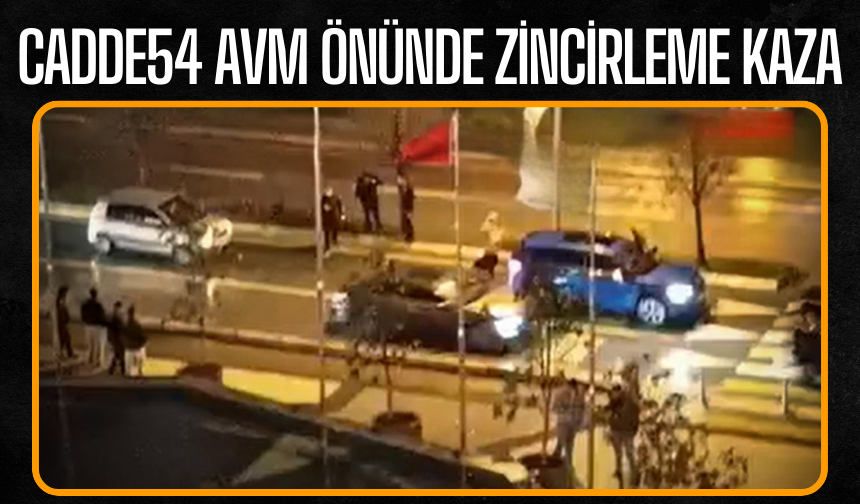 Cadde54 AVM Önünde Zincirleme Kaza