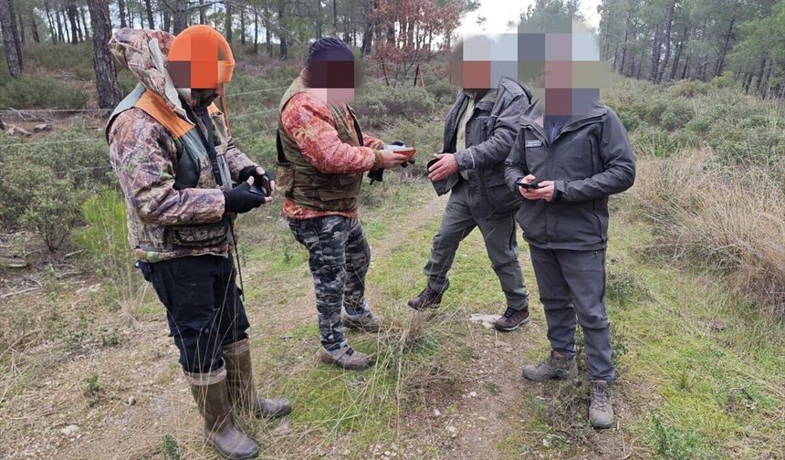 Çanakkale'de yasa dışı avcılık yapan 7 kişiye 98 bin lira ceza kesildi