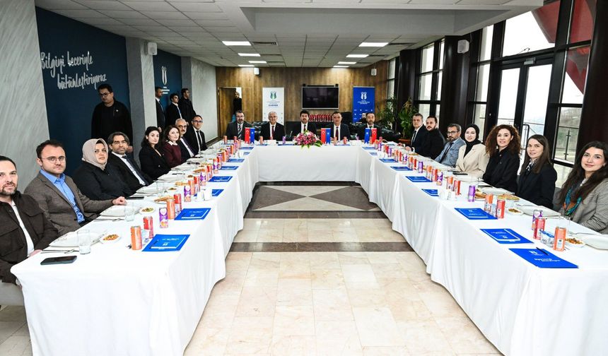 SUBÜ Koordinatörlüğünde Kariyer Merkezleri Konsorsiyumu Toplantısı Gerçekleştirildi