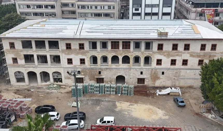 Mersin’de tarihi yapılar yeniden hayat buluyor