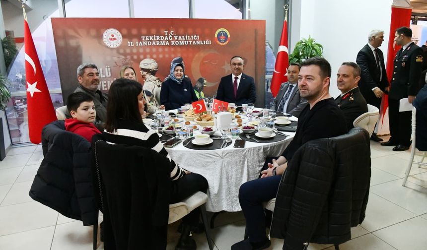 Tekirdağ Valisi Soytürk, şehit aileleri ve gazilerle iftar yaptı
