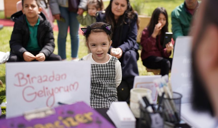 Serdivan 2. Kitap Fuarı'nda Çocuklar Sanat ve Eğlenceyle Buluşuyor
