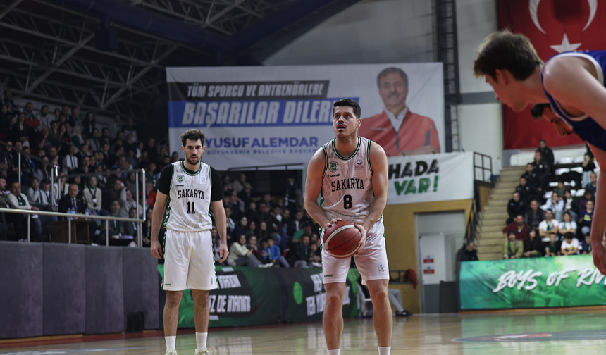 Sakarya büyükşehir parkede! kritik play-off maçı