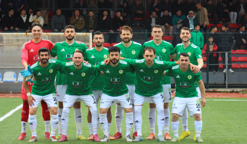 Tankspor Zirveyi Bıraktı! As Akyazıspor ile Golsüz Berabere Kaldı