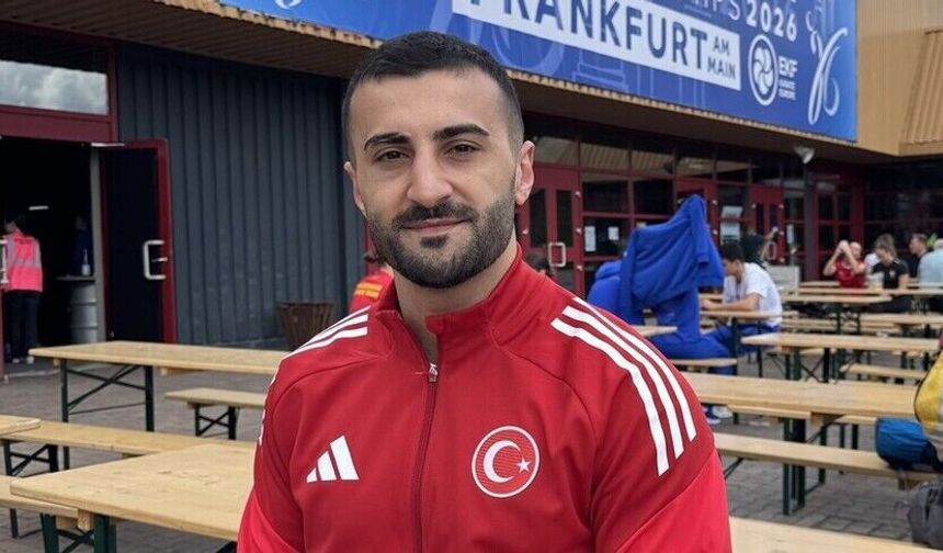 Avrupa Karate Şampiyonası'nda Uğur Aktaş gümüş madalya kazandı