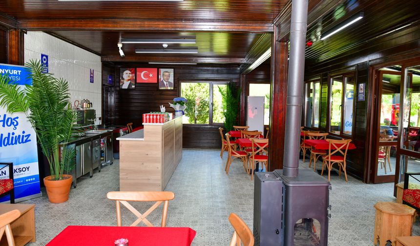 Esenyurt Belediyesince yapılan 'Kıbrıs 74 Emekli Evi' açıldı