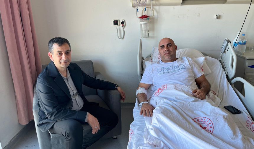 Başkan Akın’dan SEAH’ta Tedavi Gören Hastalara Bayram Ziyareti