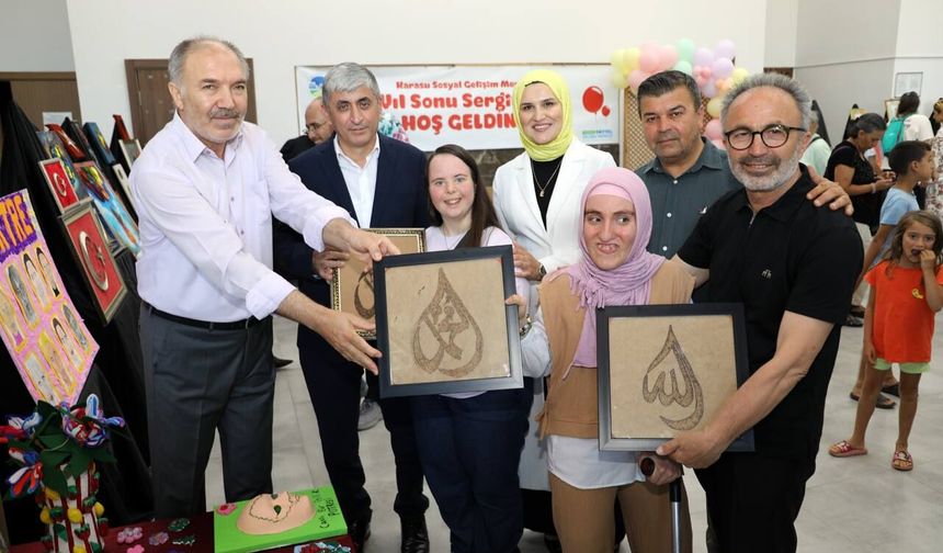 Karasu SGM’de el emeği göz nuru eserlerle büyüleyici final