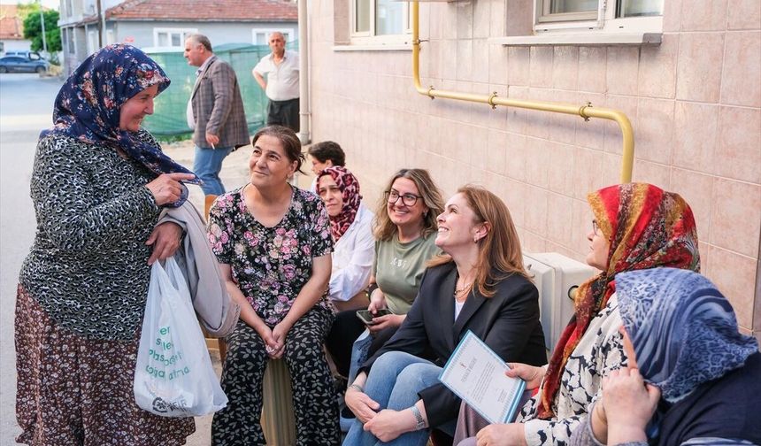 AK Parti Edirne İl Başkanı İba, Abdurrahman Mahallesi sakinlerini ziyaret etti