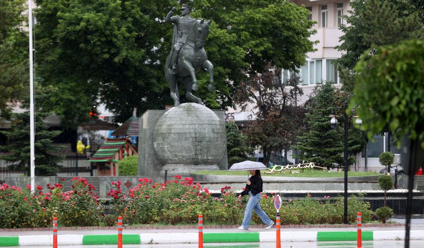 Kırklareli'nde sağanak etkili oluyor