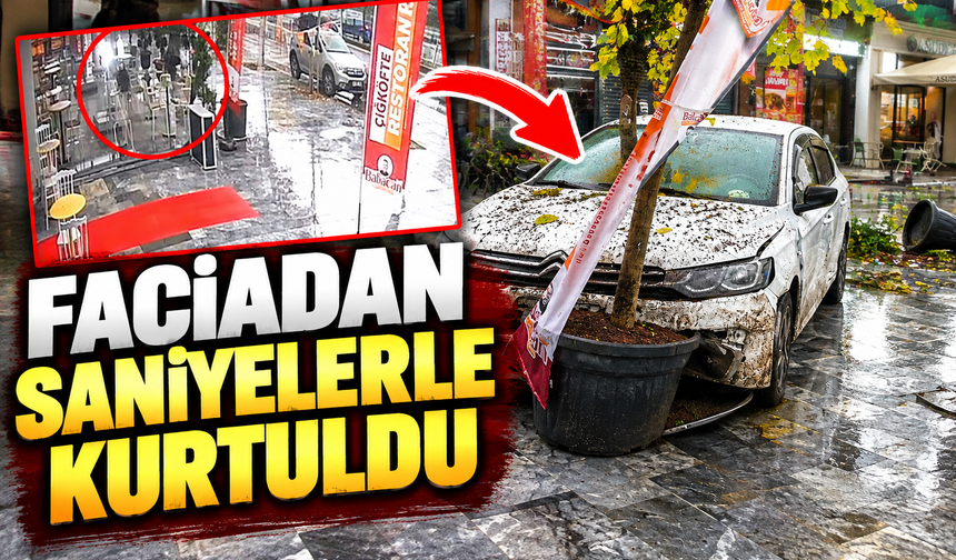 Sakarya'da faciadan saniyelerle kurtuldu! Kontrolden çıkan otomobil kafeye daldı