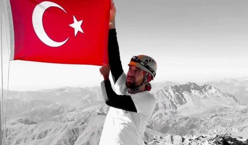 300 metrelik uçuruma düşen dağcı hayatını kaybetti