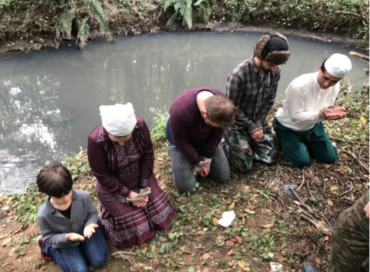 fotograf-srebrenitsa-katliami-nda-bir-annenin-evladina-son-bakisini-mi-gosteriyor-3