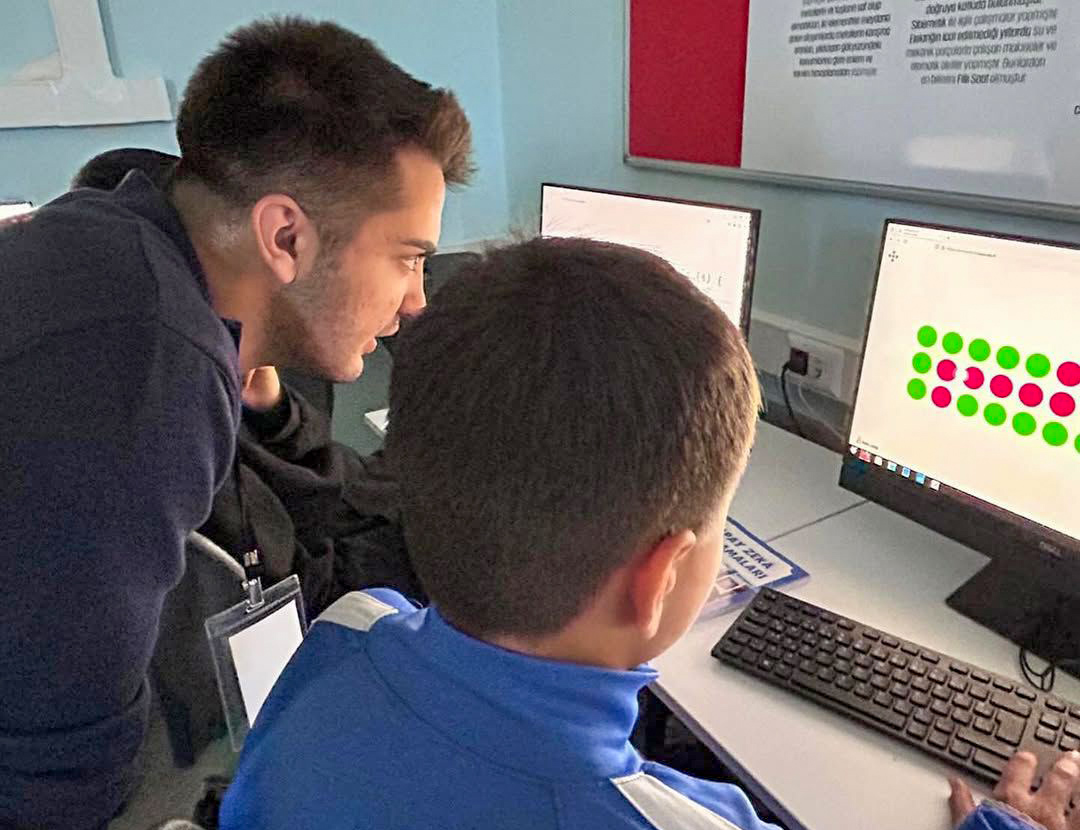 1Ortaokul Öğrencileri Yapay Zekâ Ve Mblock Ile Tanıştı1