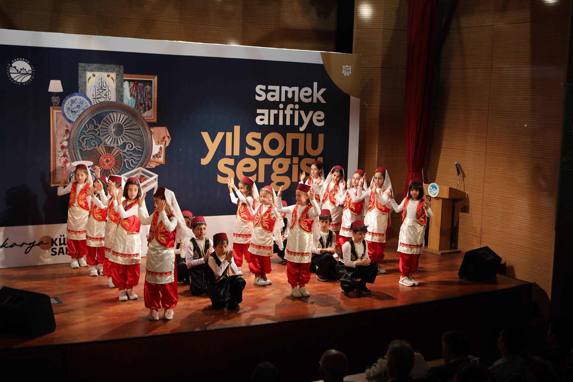 2Arifiye Samek’te Sanat Konuştu: Sabır, Emek Ve İlham Dolu Sergi