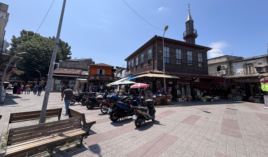 42Orta Camii Mevkii’ndeki Park Sorunu Sürüyor1