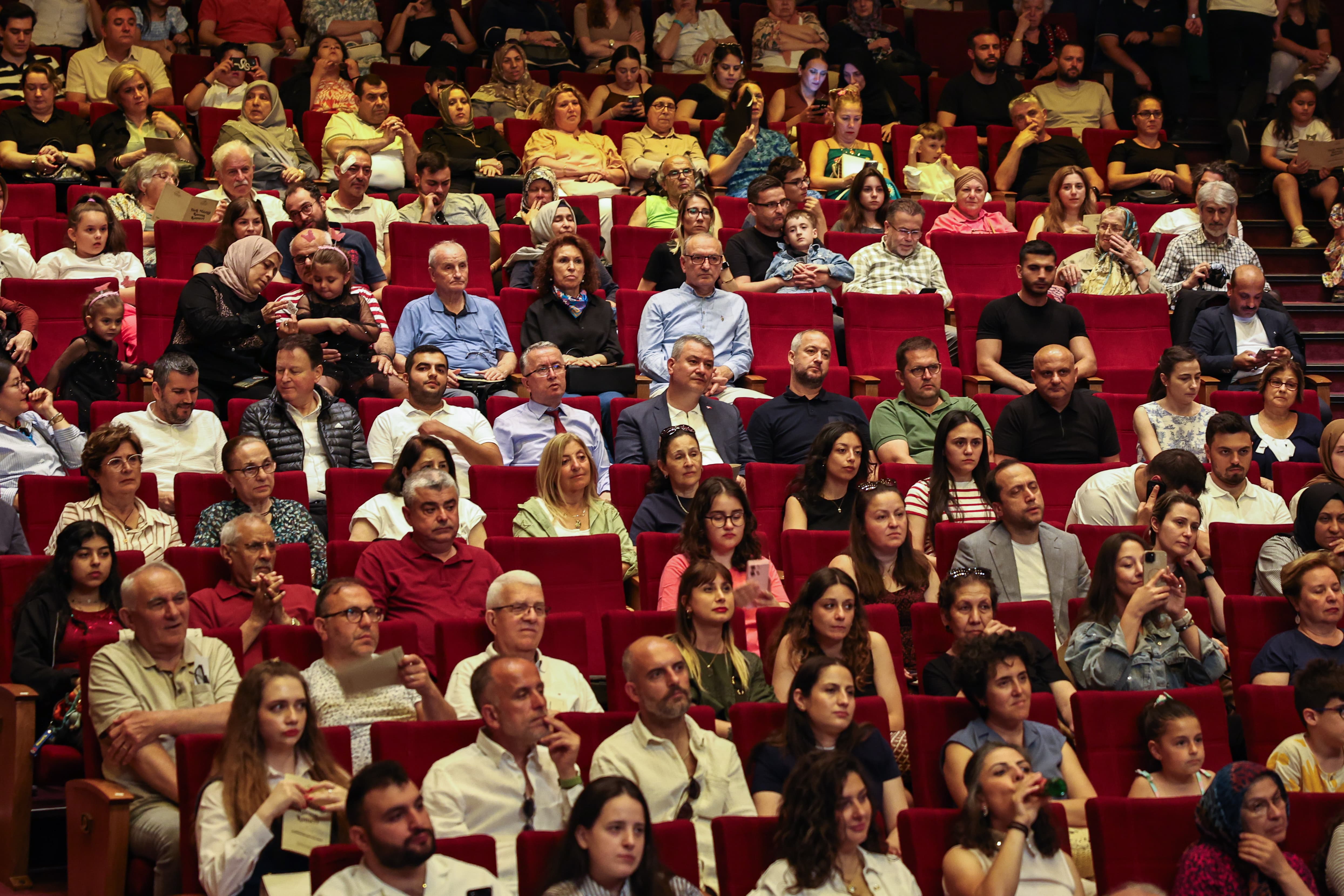 5Gelenekten Geleceğe: Serdivan’da Türk Müziği Ziyafeti1