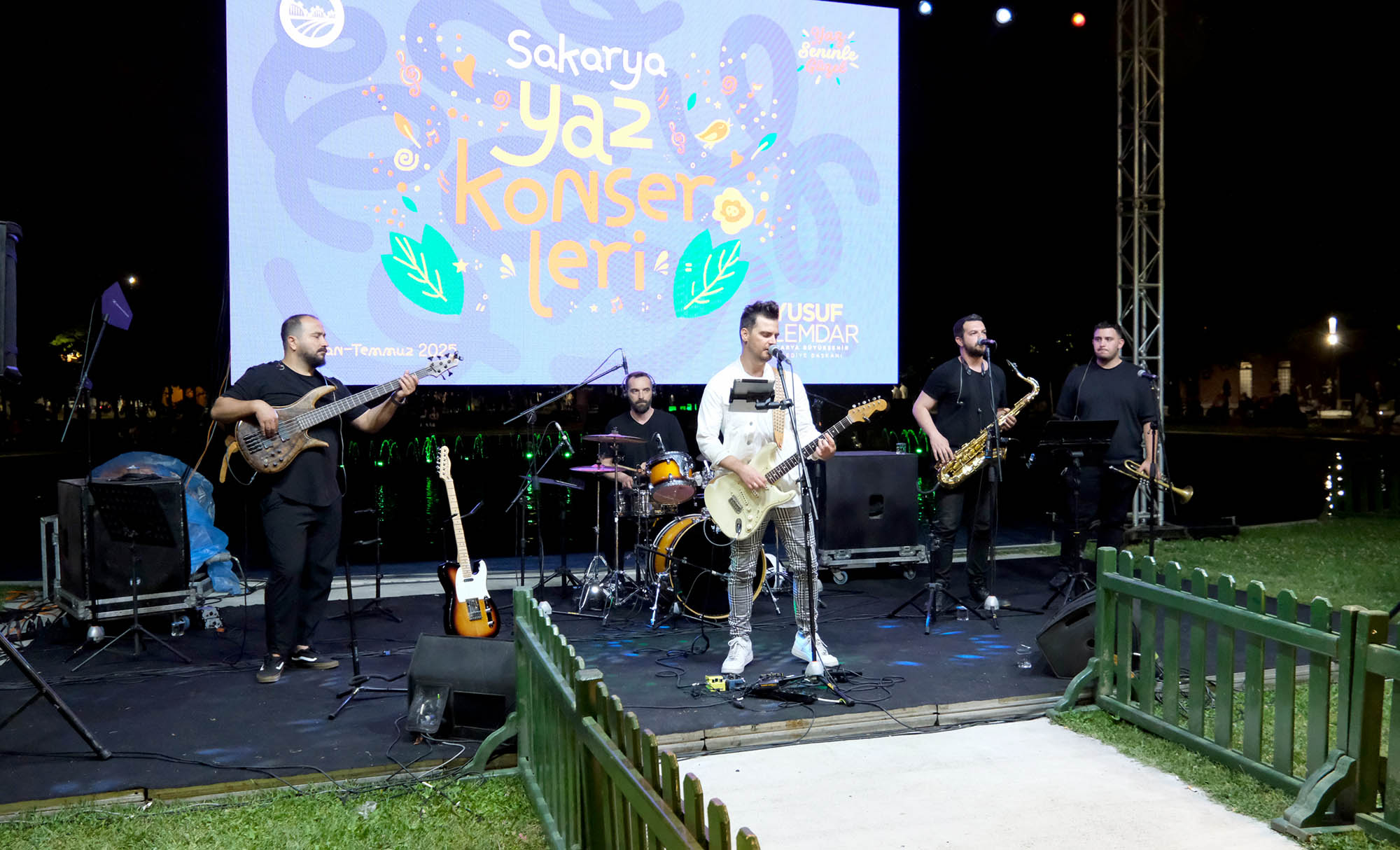 7Millet Bahçesi’nde Müzik Ziyafeti1