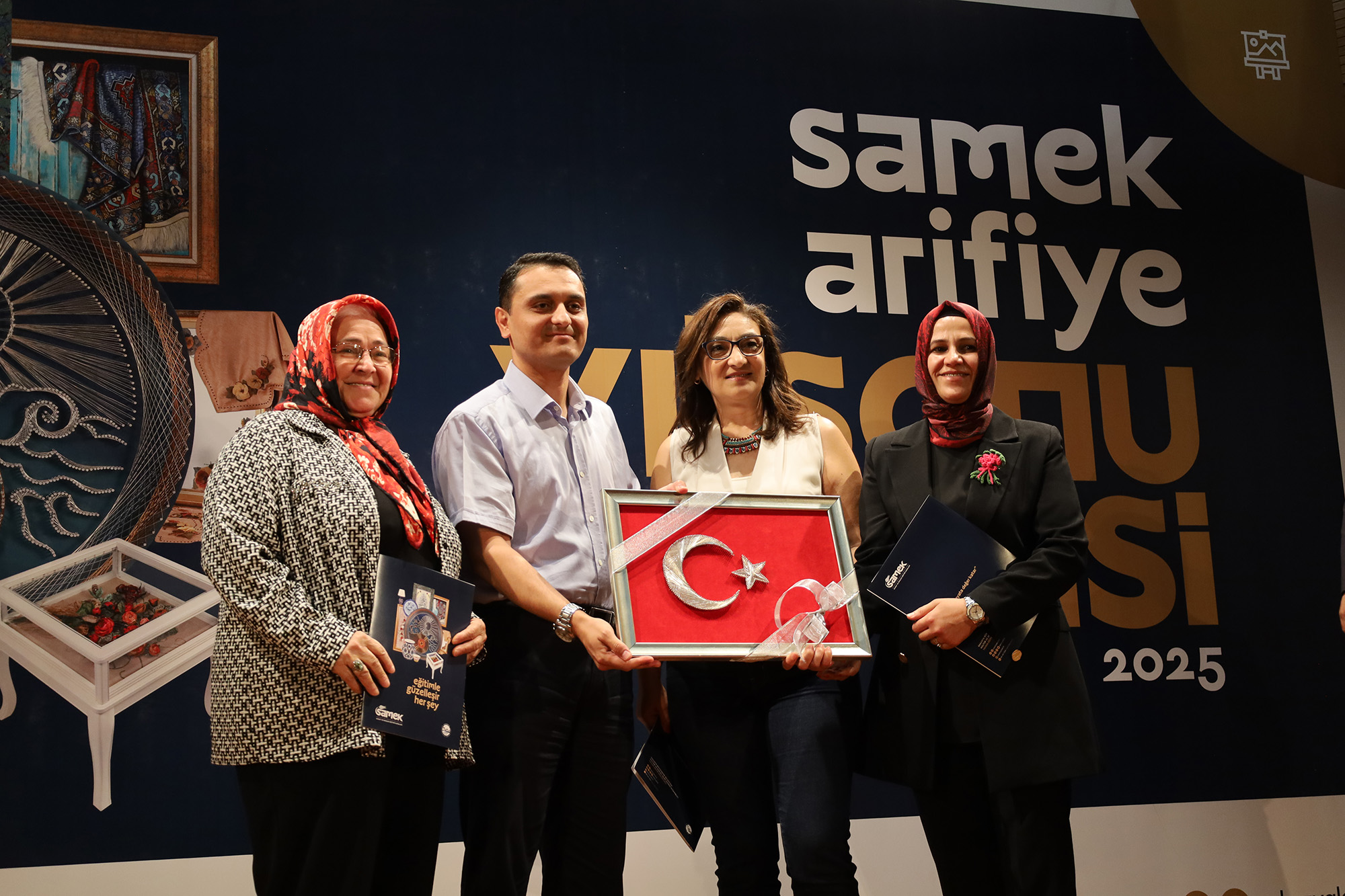 8Arifiye Samek’te Sanat Konuştu: Sabır, Emek Ve İlham Dolu Sergi