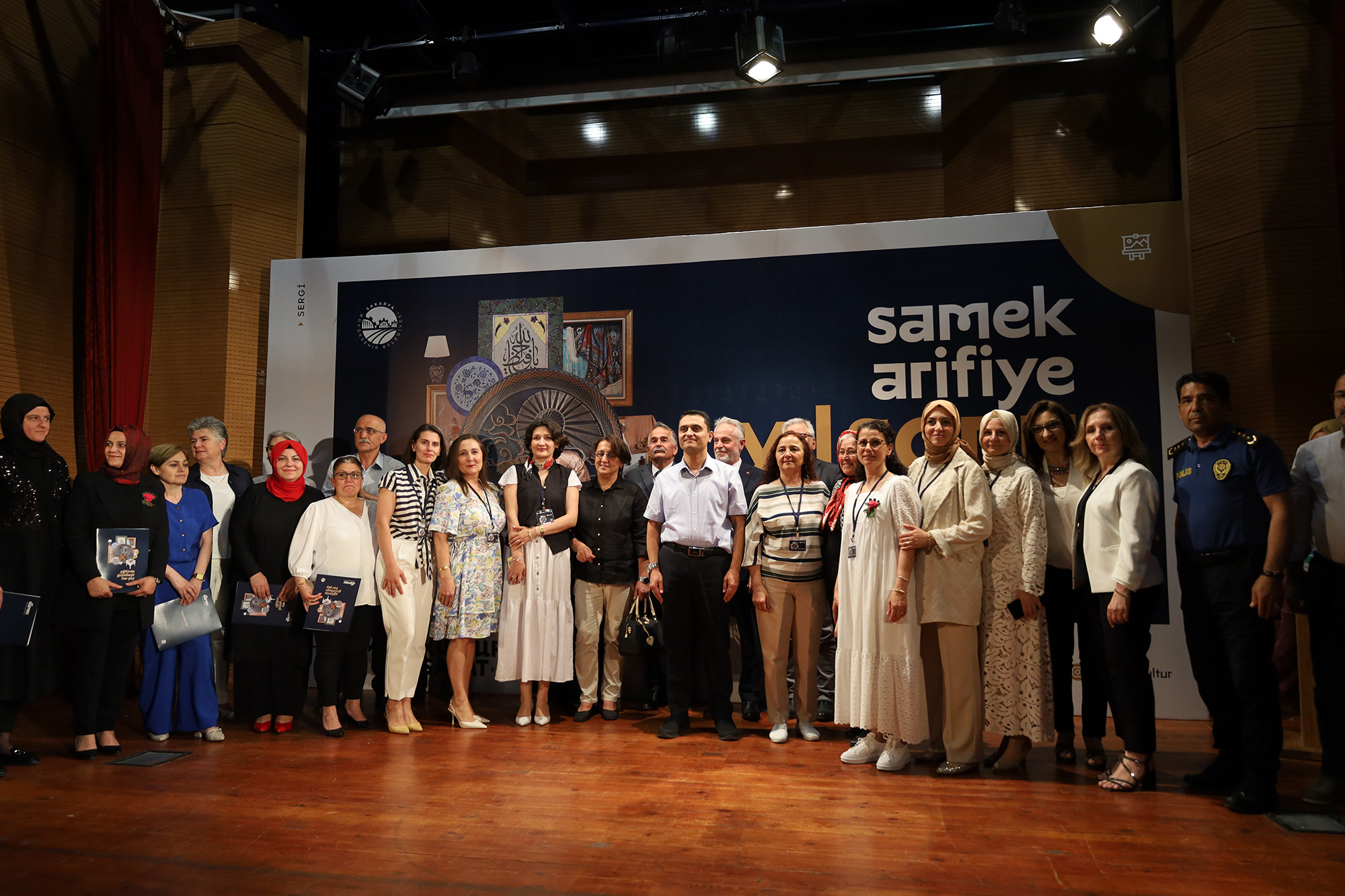 9Arifiye Samek’te Sanat Konuştu: Sabır, Emek Ve İlham Dolu Sergi
