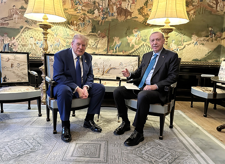 Cumhurbaşkanı Erdoğan, Abd Başkanı Trump Ile Bir Araya Geldi 2-1