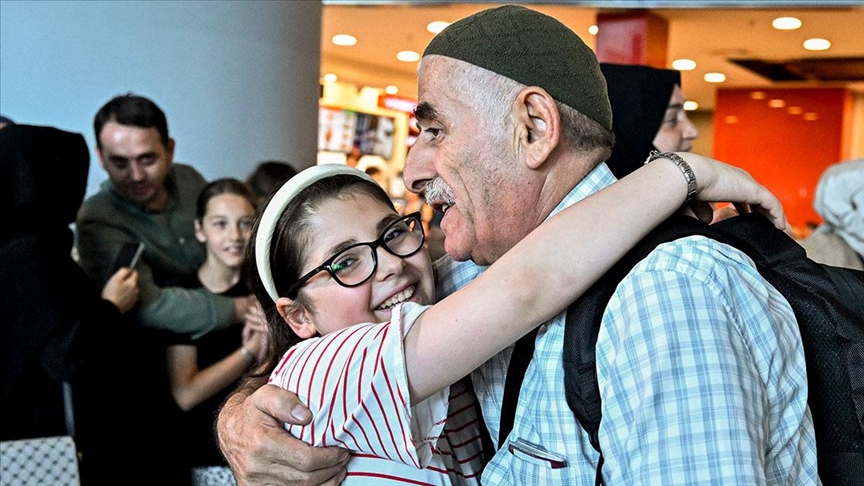 Hacılar Yurda Dönüyor 1
