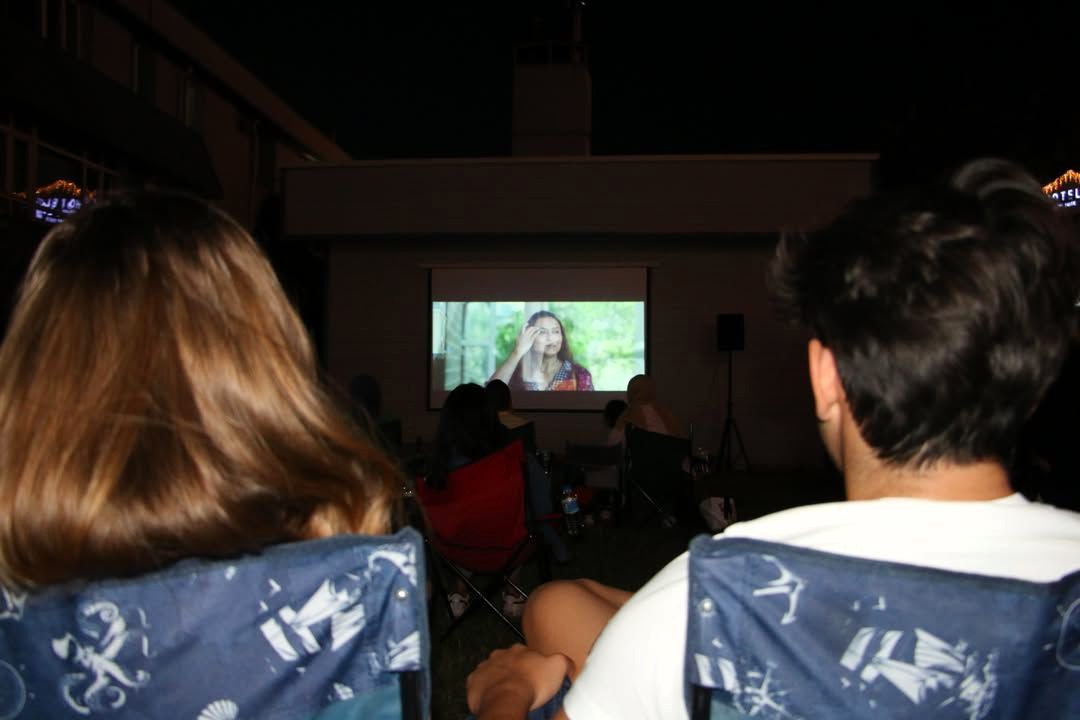 5Subü Öğrencileri Açık Hava Sinema Etkinliğinde Buluştu