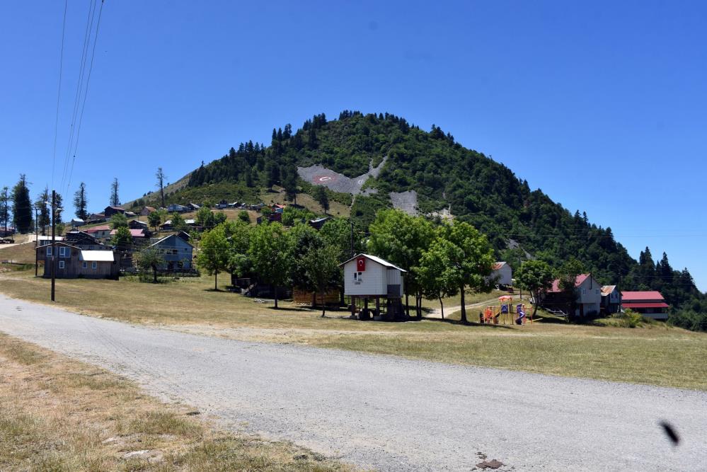 Şehir Kavruluyor, Yayla Nefes Aldırıyor 888