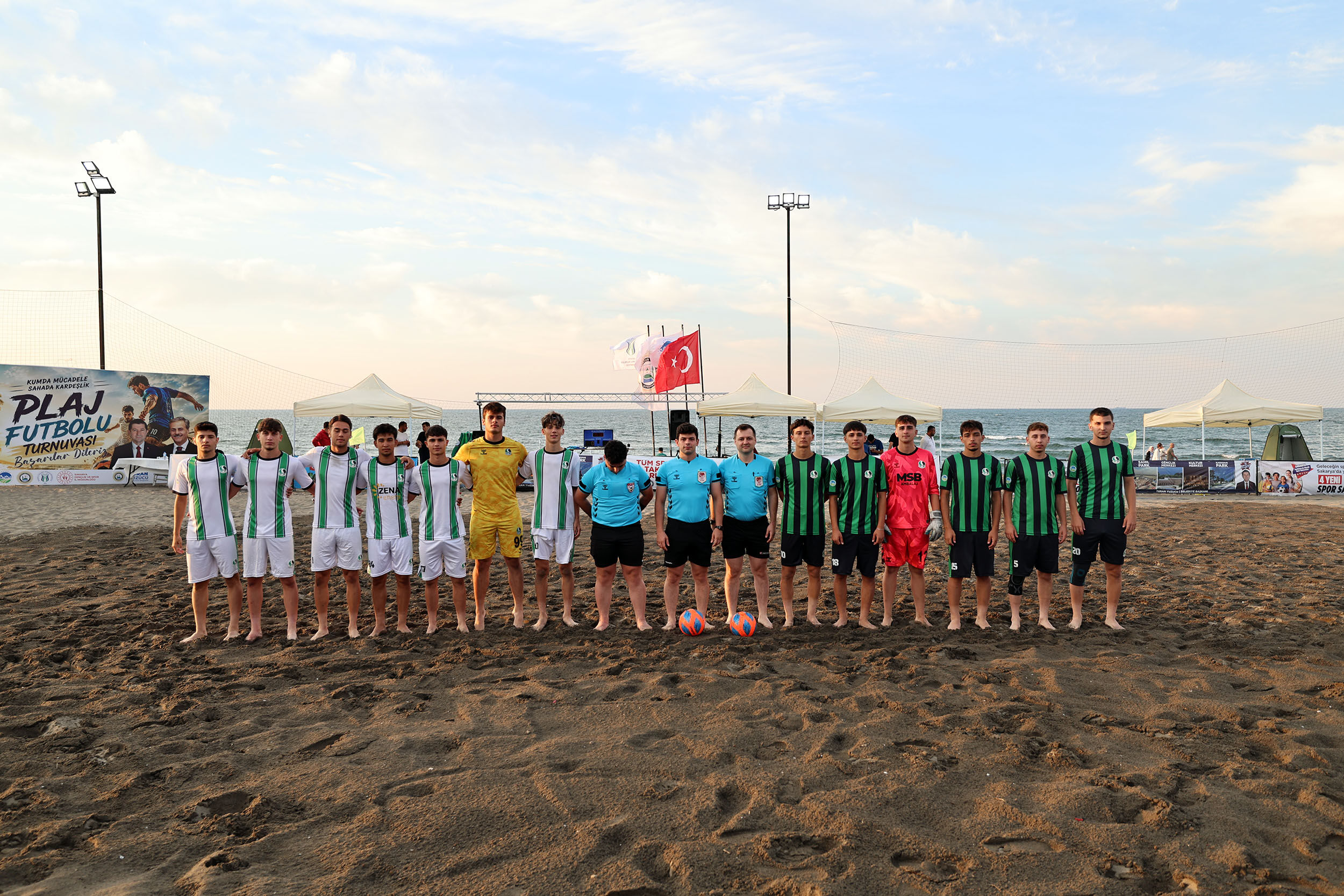 Kocaali Sahili’nde Futbol Şöleni! 16 Takım Şampiyonluk İçin Sahaya Çıktı
