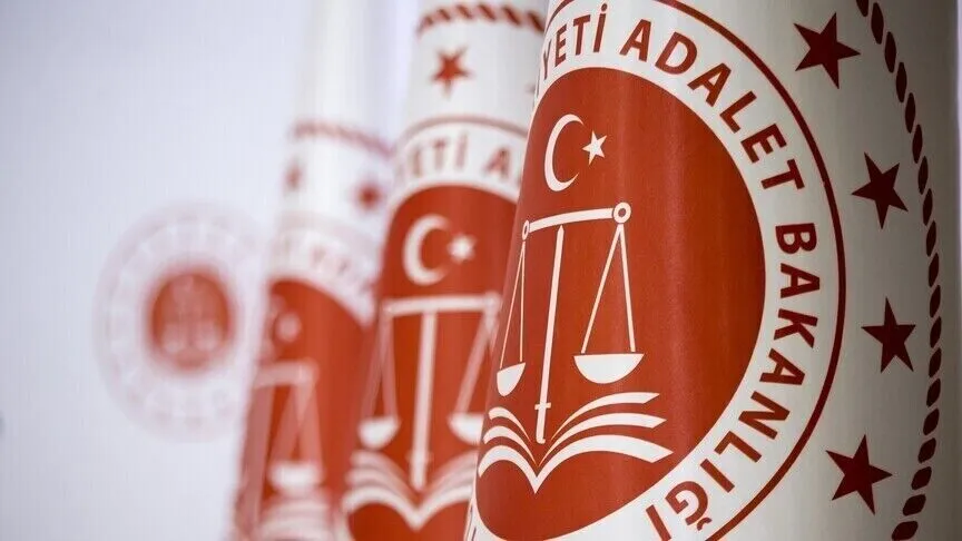 Adliyelerde yeni dönem! Dijital suç ve dezenformasyon için özel bürolar kuruluyor