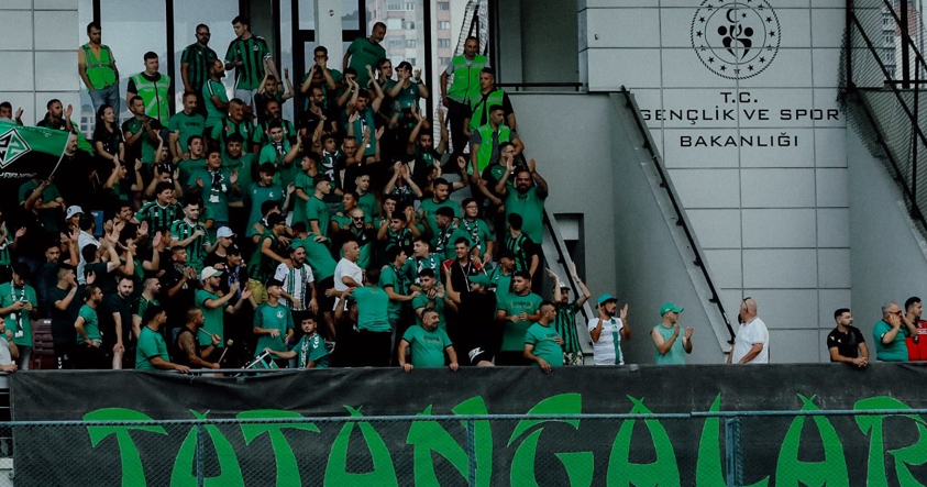 Sakaryaspor taraftarı Kahramanmaraş yolunda