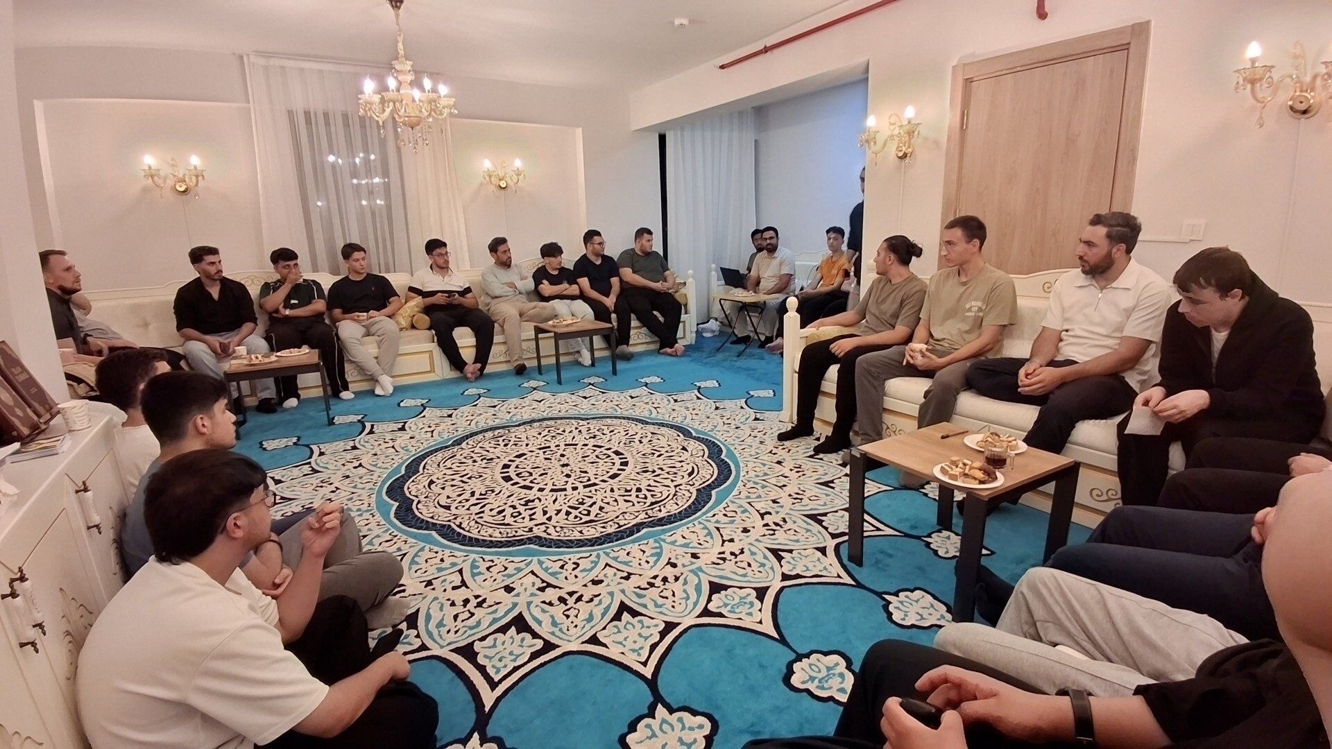 Serdivan Yurdu’nda manevi danışmanlık buluşması! Öğrenciler memnuniyetlerini dile getirdi