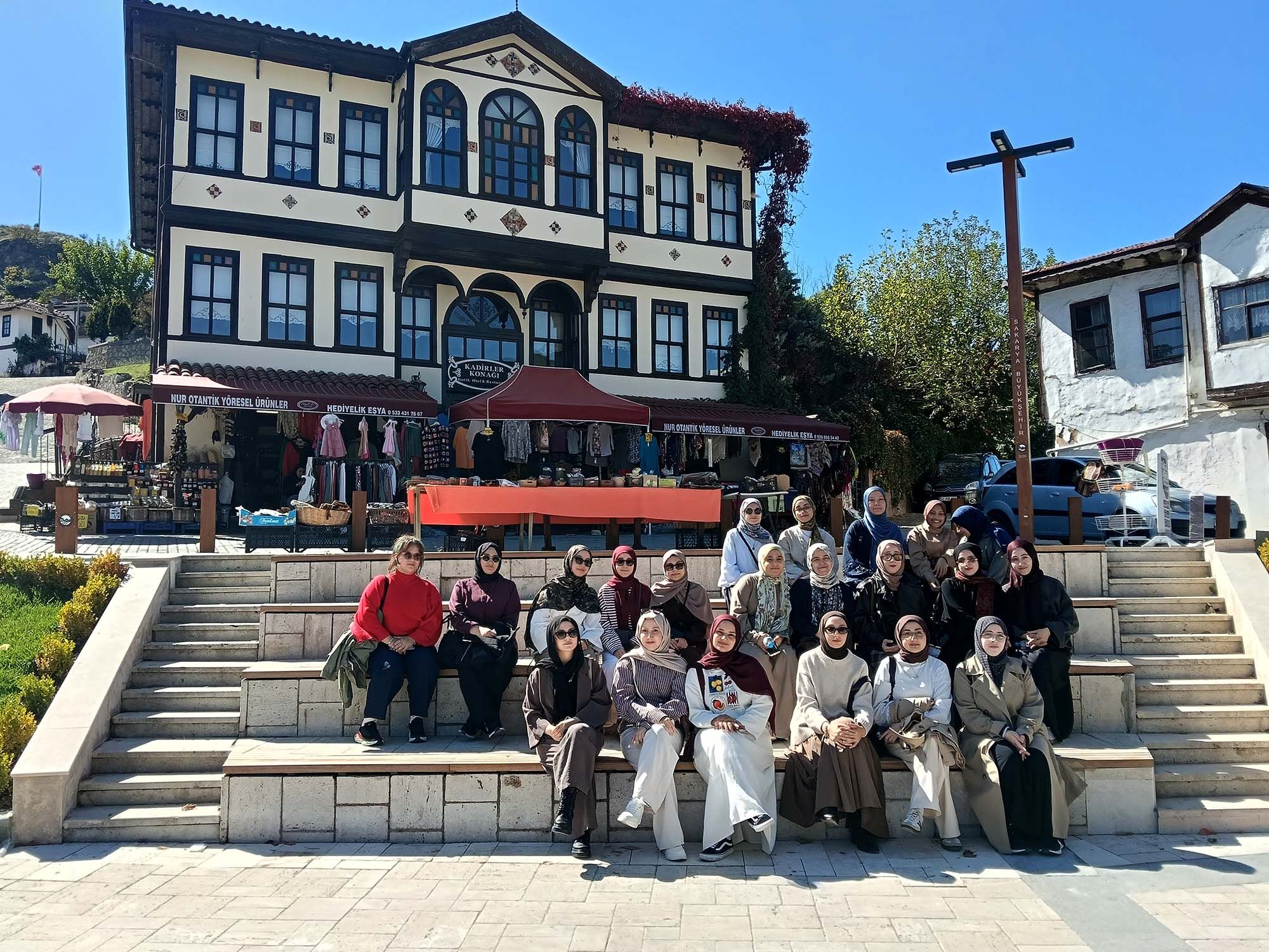 Öğrenciler Sakarya’nın güney rotasında tarih ve doğayı keşfetti